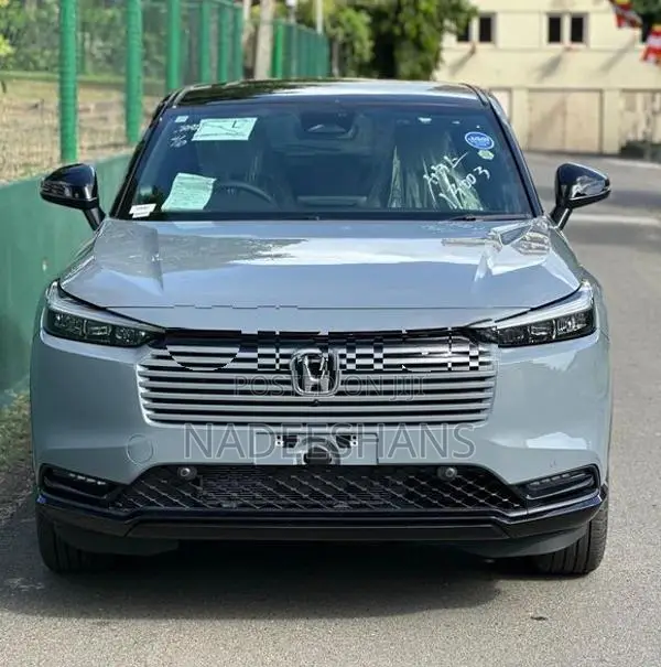 Honda Vezel Z PLAY MOONROOF 2026