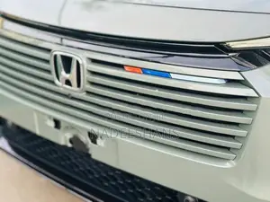 Honda Vezel Z PLAY HYBRID 2026
