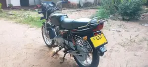 Bajaj CT100 2015
