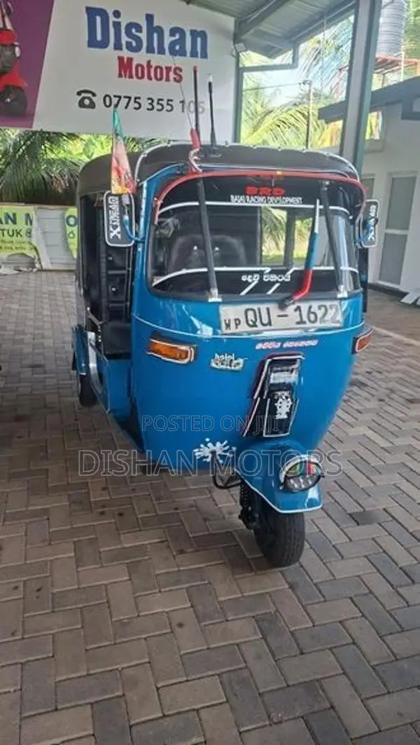 Bajaj RE 4Strok 2009