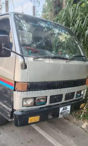 Isuzu Elf Lorry 1985