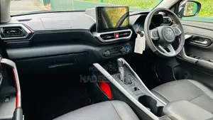 Toyota Raize Z HYBRID 1200CC 2025