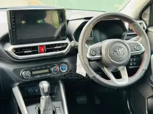 Toyota Raize Z HYBRID 2025
