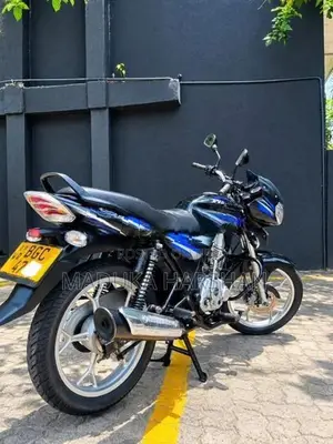 Bajaj Discover 125 2017
