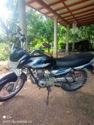 Bajaj CT100 Motor Bike 2005