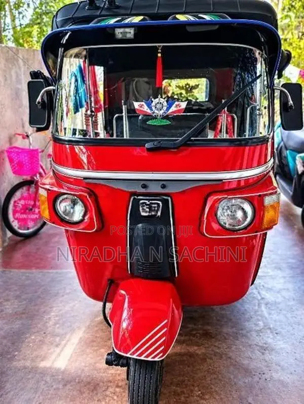 Bajaj RE Three Wheeler 2012