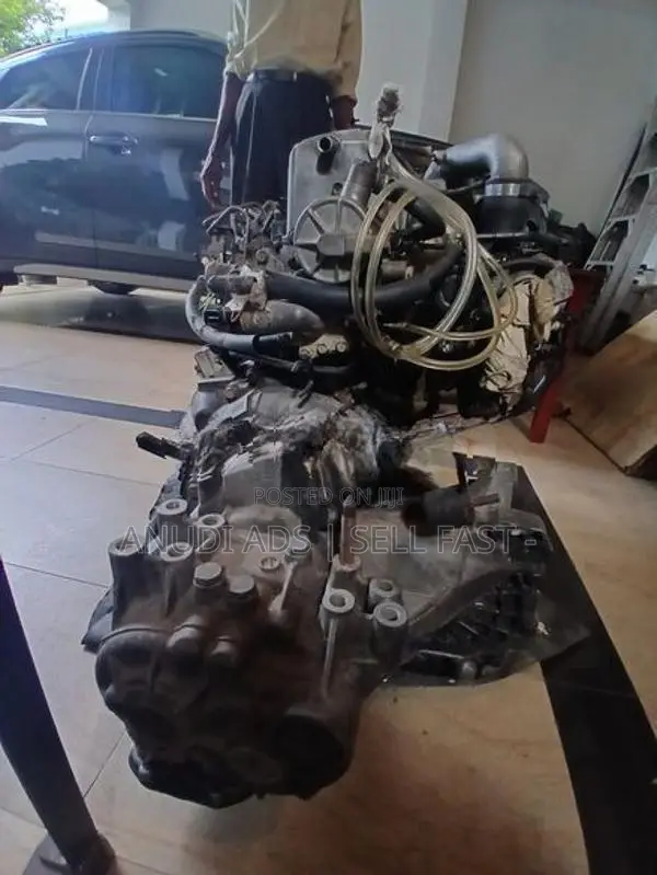 Mitsubishi Galant Engine