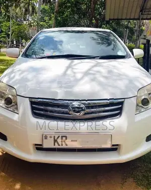 Toyota Axio 2010