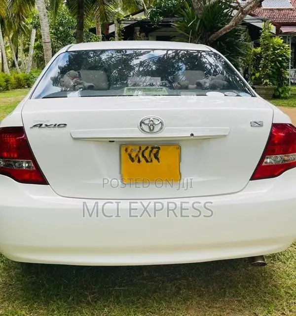 Toyota Axio 2010