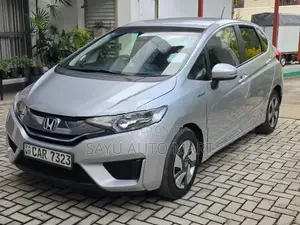Honda Fit GP5 2014