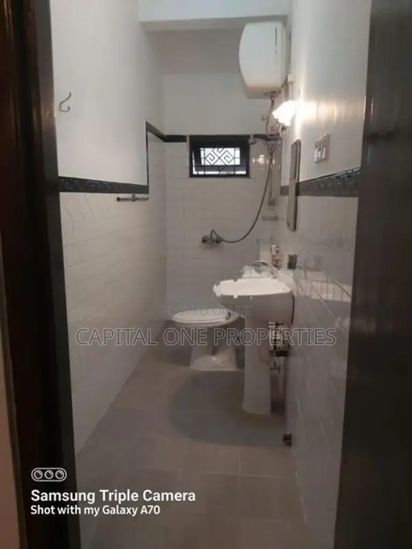 Staff Accomodation For Rent Opp. Havelock City Colombo 5 - 2255U