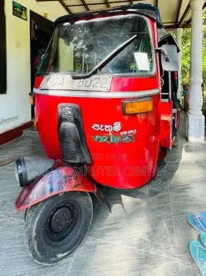 Bajaj RE Three Wheeler 2005