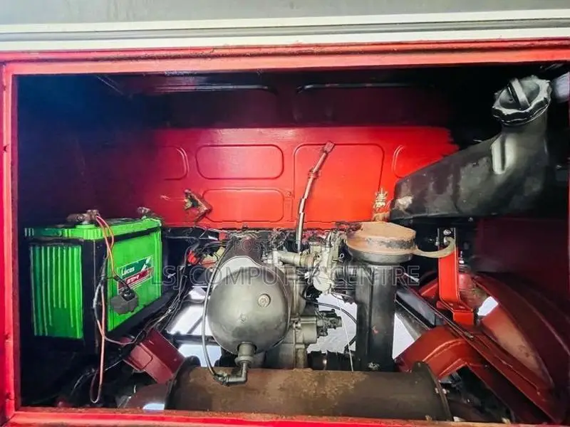 Bajaj RE Three Wheeler 2005