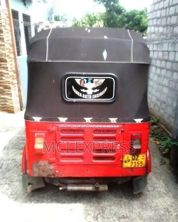 Bajaj RE Three Wheel 2010