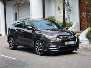Honda Vezel RS Sensing Hybrid 2018