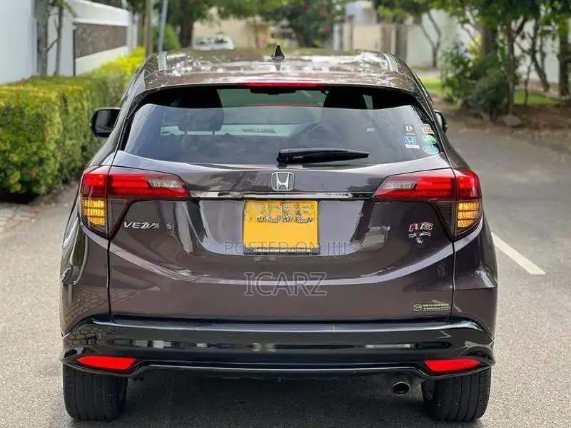 Honda Vezel RS Sensing Hybrid 2018