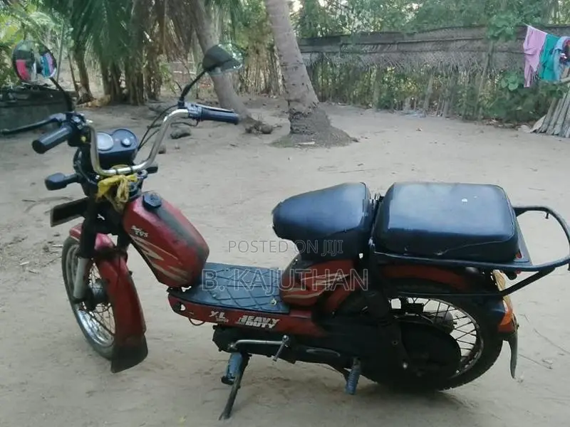 TVS XL Super 2010