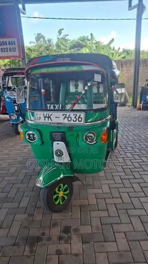 Bajaj RE 4 Stroke 2011