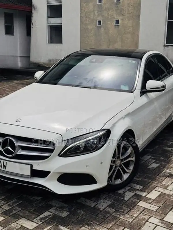 Mercedes Benz C200 Diesel Premium Plus 2017