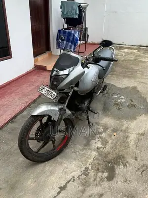 Honda CB Unicorn 2011