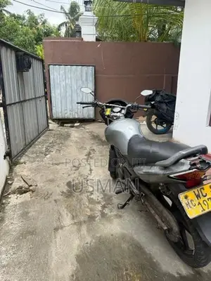 Honda CB Unicorn 2011