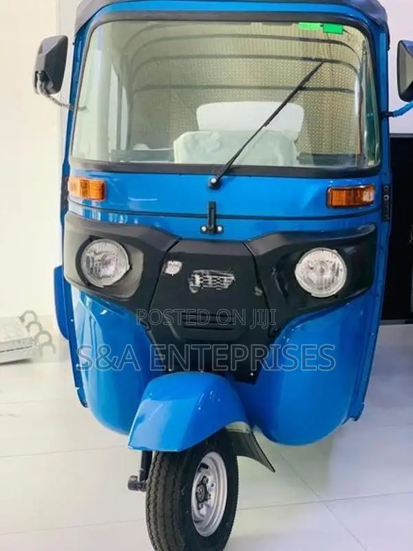 Bajaj RE THERWEEL 2026