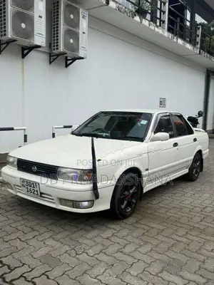 Nissan Sunny 1999