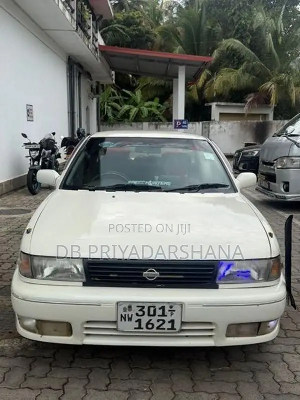 Nissan Sunny 1999