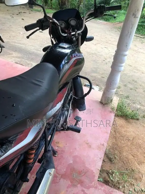 Bajaj Platina 125 2013