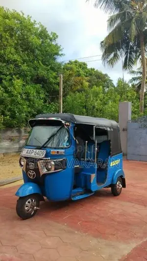 Bajaj RE Three Wheeler 2014