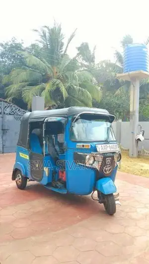 Bajaj RE Three Wheeler 2014