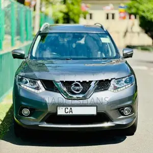 Nissan X-Trail PURE DRIVE 4WD 2015