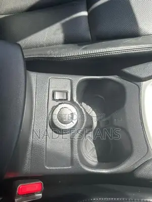 Nissan X-Trail PURE DRIVE 4WD 2015