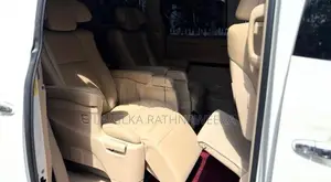 Toyota Vellfire 2012