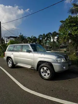 Nissan Patrol 2011