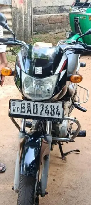Bajaj CT100 2014