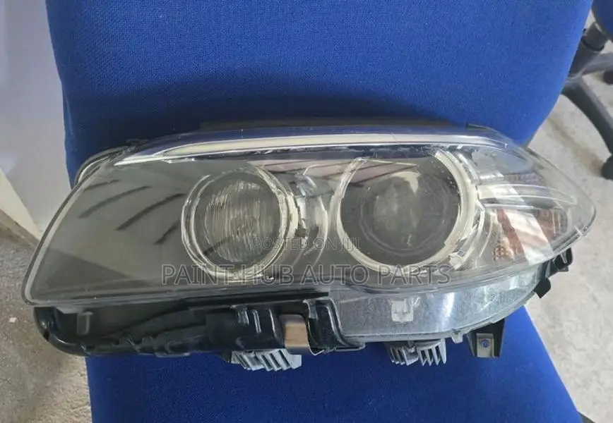 BMW 520d/F10 Headlights / Front lights