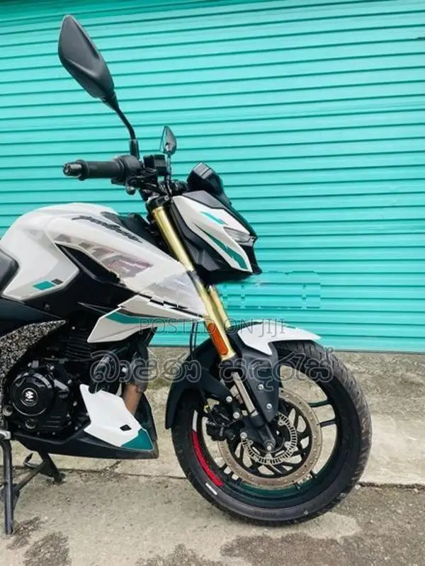 Bajaj Pulsar N160 2025
