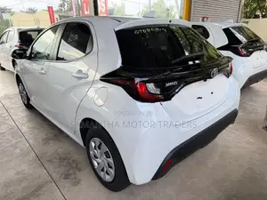 Toyota Yaris X Grade 2025