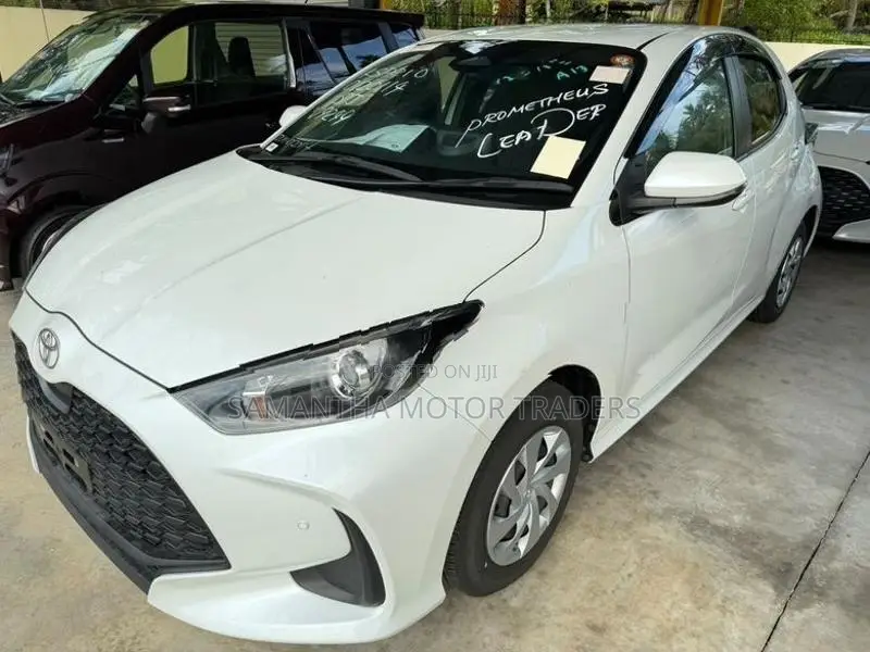 Toyota Yaris X Grade 2024