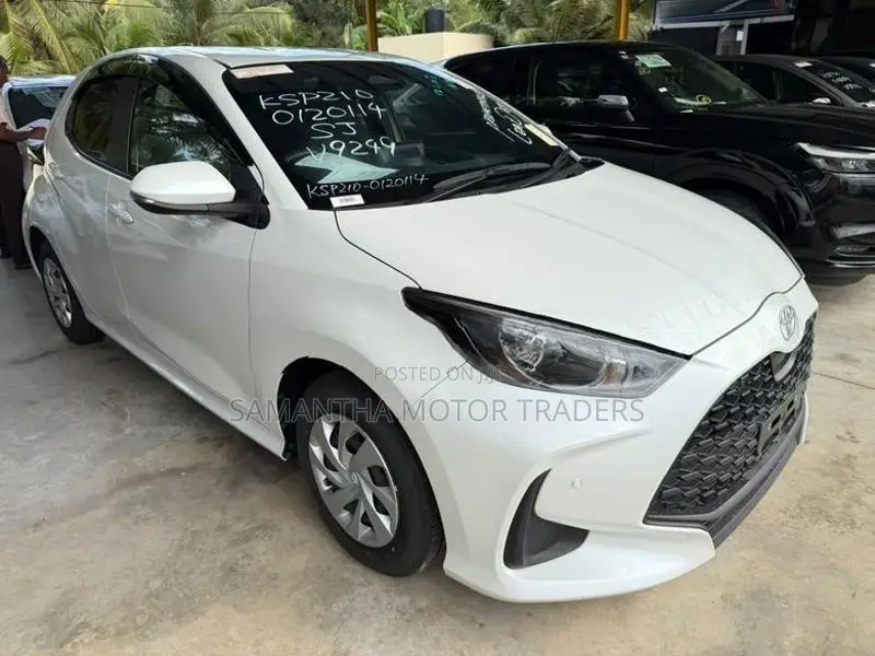 Toyota Yaris X Grade 2024