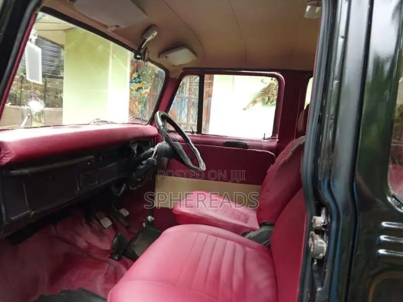 Mitsubishi J36 Jeep 1979