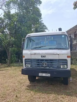 Tata 1615 Commins 20ft 2006