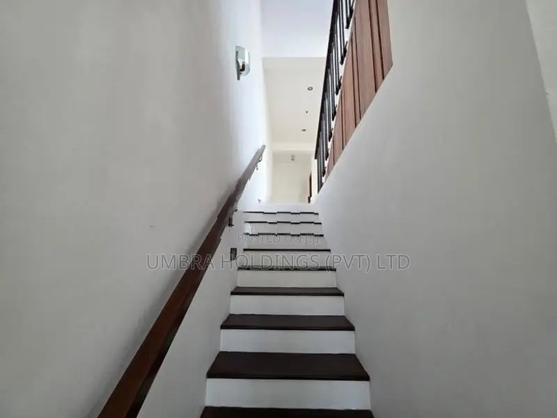 Luxury House For Rent In Rajagiriya