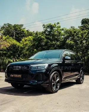 Audi Q7 2025
