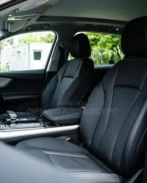 Audi Q7 2025