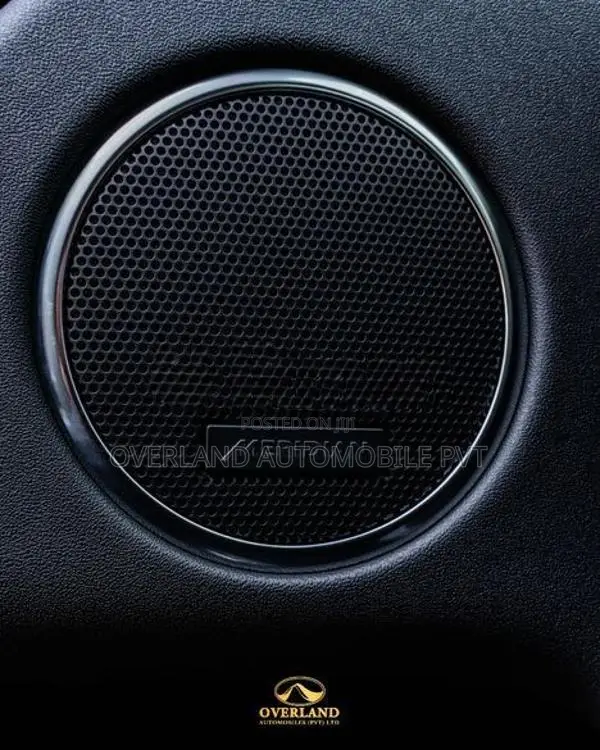 Land Rover Discovery Sport Dynamic HSE PHEV UK 2025