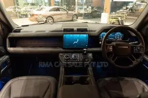 Land Rover Defender P300 X-Dynamic SE 2025