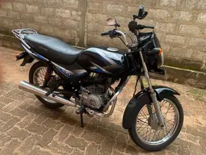 Bajaj CT100 2018