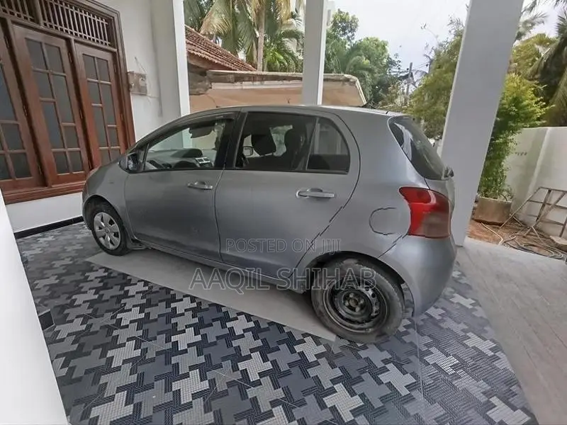 Toyota Vitz KSP90 2007